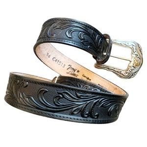 Tony Lama | Tooled Embossed Leather belt Size 36 statement buckle rodeo horse